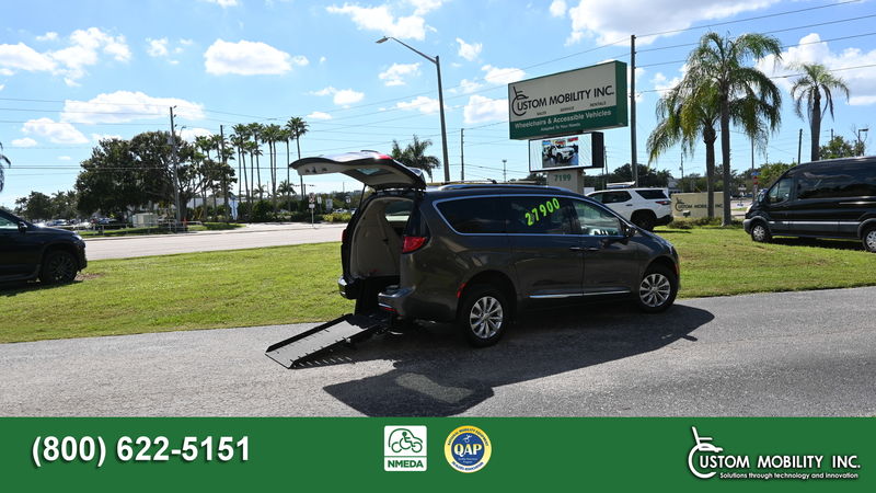 Used 2019 Chrysler Pacifica